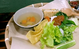 Quán một nụ cười
