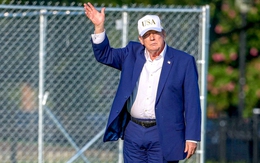 Sở thích ít ai biết của ông Trump: Cỏ!