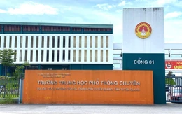 328 thí sinh Tuyên Quang thi lại: Giám thị bốc thăm, Bộ 'canh' từ khâu chuẩn bị đến chấm thi