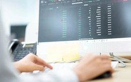 Cổ phiếu vốn nhà nước điều chỉnh, VN-Index giảm hơn 3 điểm