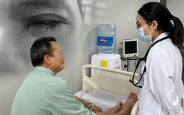 Ăn thịt chó, bệnh nhân bị chảy máu mắt và nguyên nhân thật bất ngờ