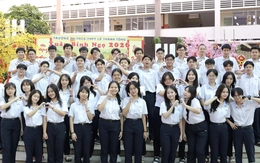 Một trường ở TP.HCM có hai lớp 100% học sinh đậu đại học y, phụ huynh xôn xao