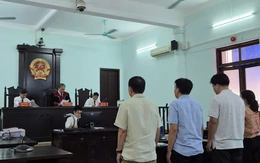 Hoãn xử vụ Phó viện trưởng Viện Kiểm sát và Phó chánh tòa nhận hối lộ ở Huế