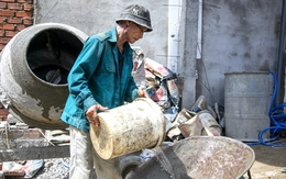 Lao động ngoài trời đang chịu thêm gánh nặng của biến đổi khí hậu