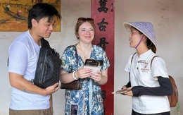Đình làng cổ trên 200 năm ở Hội An thành không gian triển lãm