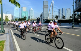 Saigontourist Group lần đầu tổ chức Ngày hội Xe đạp vì cộng đồng, trao 51 xe đạp cho học sinh vượt khó