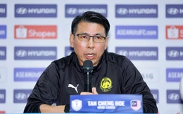 HLV Tan Cheng Hoe liên tục than vãn chuyện lực lượng và nói Việt Nam mạnh hơn