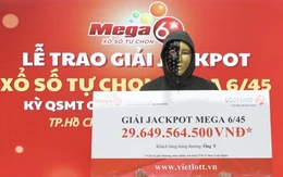 Mua vé từ người bán dạo, cựu quân nhân ở TP.HCM trúng Vietlott 29,6 tỉ đồng
