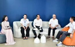 Talkshow ‘Một khát vọng - Vạn tấm lòng’: Tiếp sức để không tân sinh viên nào phải bỏ học