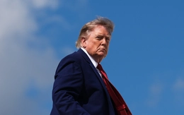 Ông Trump dọa ném bom Oman tan tành
