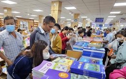 TP.HCM chi 288 tỉ để cấp và cho học sinh mượn sách giáo khoa