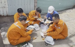 Những người làm việc khi thành phố nghỉ