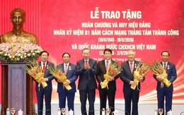 Tổng Bí thư, Chủ tịch nước Tô Lâm trao Huân chương Hồ Chí Minh cho 5 nguyên ủy viên Bộ Chính trị