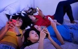 Hệ lụy từ video ngắn: Vòng lặp khiến trẻ 'mắc kẹt' trong ma trận nội dung
