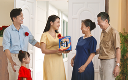 Mùa Vu Lan này, cùng Ensure Gold chăm sóc sức khỏe cha mẹ