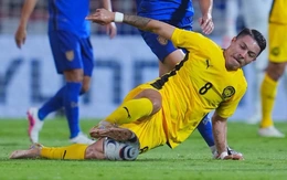 CĐV Malaysia chưa ngừng chỉ trích 'nhập tịch cho cố rồi không ai ghi bàn vào lưới Thái Lan'