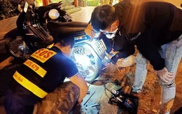 Hai chục ngàn và một tiếng bơm xe