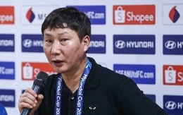 HLV Kim Sang Sik giao 'nhiệm vụ đặc biệt' cho Xuân Son ở chung kết với Thái Lan