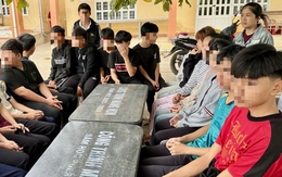 Con không đậu lớp 10 công lập, phụ huynh bật khóc vì nguy cơ con nghỉ học