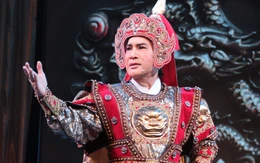 Kim Tử Long, Trịnh Kim Chi làm vua và hoàng hậu trong nhạc kịch phong cách Broadway