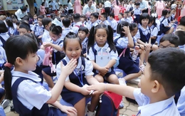 Căng thẳng vì trẻ 'vào lớp 1 mà chưa biết chữ'