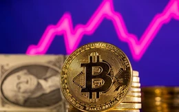 Đọc nhanh 21-8: Giá dầu vẫn tăng nóng, vàng vượt 4.500 USD; Bitcoin lập đỉnh 2 tháng