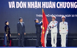 Vinamilk đón nhận Huân chương Độc lập hạng nhất