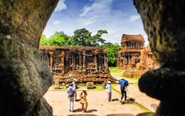 Lạc bước giữa thung lũng thiêng, nghe gạch cổ kể chuyện nghìn năm