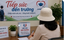 Người phụ nữ mỗi năm đến Tuổi Trẻ 'đóng' 100 triệu Tiếp sức đến trường nhưng luôn 'giấu tên'