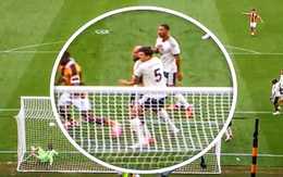 Hậu vệ Man Utd ‘kèm’ nhau để đội nhà bị thủng lưới