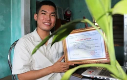 Đứa trẻ tuyệt vọng vì mất mẹ, từ đống ve chai bước đến Đại học Fulbright Việt Nam