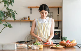 Bữa cơm đơn giản để nghỉ ngơi hay cầu kỳ mới thể hiện cách gia đình chăm sóc nhau?