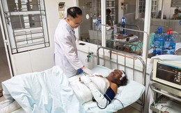Vụ đốt nhà, ôm chặt người tình giữa đám lửa: Người đàn ông bỏng 50% cơ thể, tiên lượng nặng