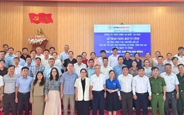Công ty Thủy điện An Khê - Ka Nak hỗ trợ địa phương 30 bộ máy tính
