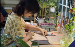Cô gái bỏ việc, học phục chế sách: Giữ ký ức từ những trang giấy cũ
