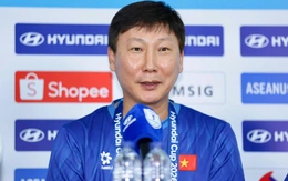 HLV Kim Sang Sik: 'Đình Bắc vượt qua áp lực và thi đấu rất tốt'