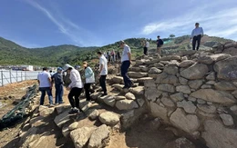 Công trình hào sâu dưới chân đèo Hải Vân có giá trị lịch sử ra sao?