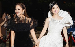 Hà Phương và Minh Tuyết hội ngộ, nắm tay không rời trên thảm đỏ