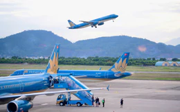 Sân bay vẫn đông mà khách thấy 'dễ thở', điều gì đang diễn ra bên trong?