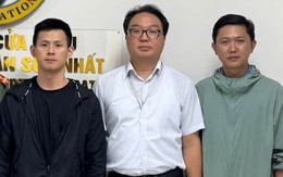 Tại Tân Sơn Nhất, Việt Nam bàn giao 3 người Hàn Quốc bị Interpol truy nã đỏ