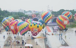 Khinh khí cầu du lịch lớn nhất Việt Nam bay trên bầu trời Cà Mau mừng lễ Quốc khánh 2-9