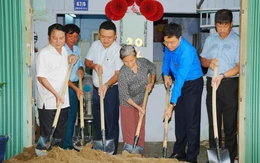 Sửa chữa mái ấm tình nghĩa cho cựu chiến binh giữa mùa hè tình nguyện