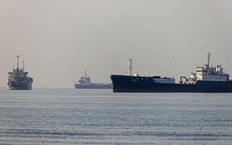 Reuters: Iran sẽ kiểm soát tàu vào vịnh Ba Tư qua Hormuz theo thỏa thuận với Oman