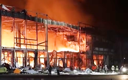 Video 28 tên lửa Nga đánh vào thủ đô Kiev gây cháy nổ nhiều nơi, 15 người thiệt mạng