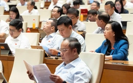 Tin tức sáng 9-8: Quốc hội thảo luận sửa Luật Phòng, chống rửa tiền; Lãi suất qua đêm giảm mạnh