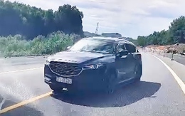 Video ô tô bất ngờ lấn làn, đối đầu với xe khác trên cao tốc Cam Lộ - La Sơn