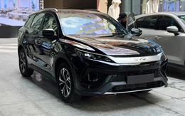 Xe hybrid cắm sạc mới xuất hiện ở Việt Nam, giá ước tính hơn 700 triệu, cạnh tranh Mazda CX-5