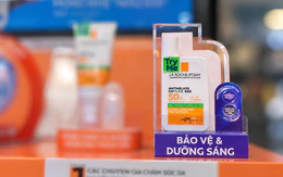 Kem chống nắng bị thu hồi tại nhiều quốc gia có doanh thu chục tỉ trên chợ mạng Việt