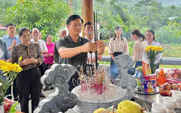 Dâng hương, tưởng niệm 67 nạn nhân vụ lũ quét ở Làng Nủ cách đây 2 năm