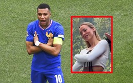 Ester Exposito mang màn ăn mừng của Mbappe lên thảm đỏ